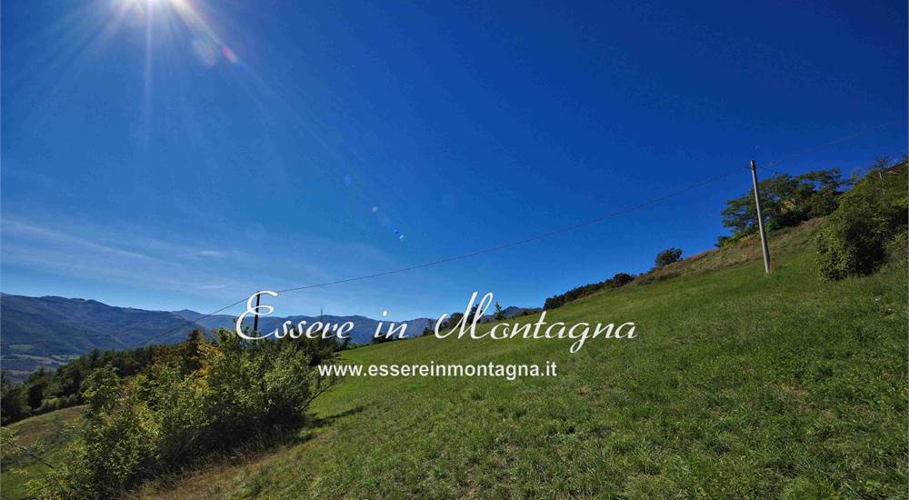 il casale visto dal basso