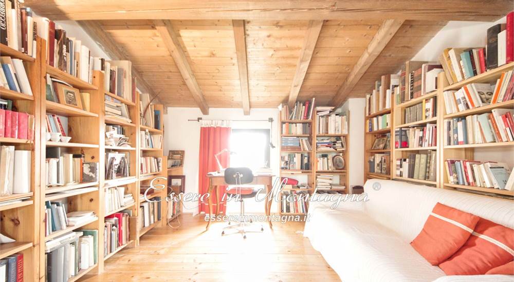 Lo studio di là