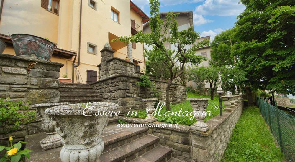 Il giardino di sotto