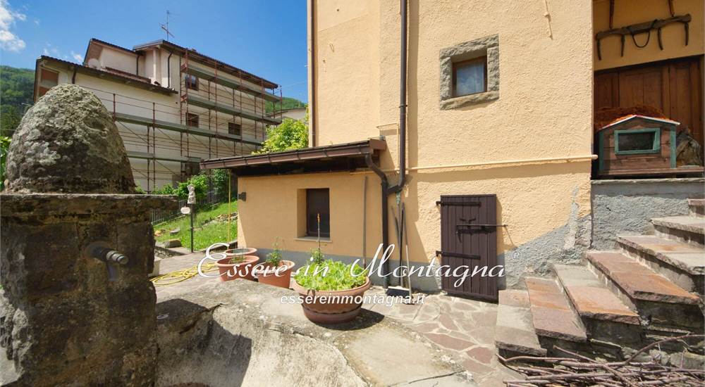 Il giardino di sotto