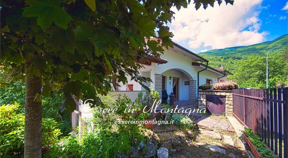 Il giardino avanti casa