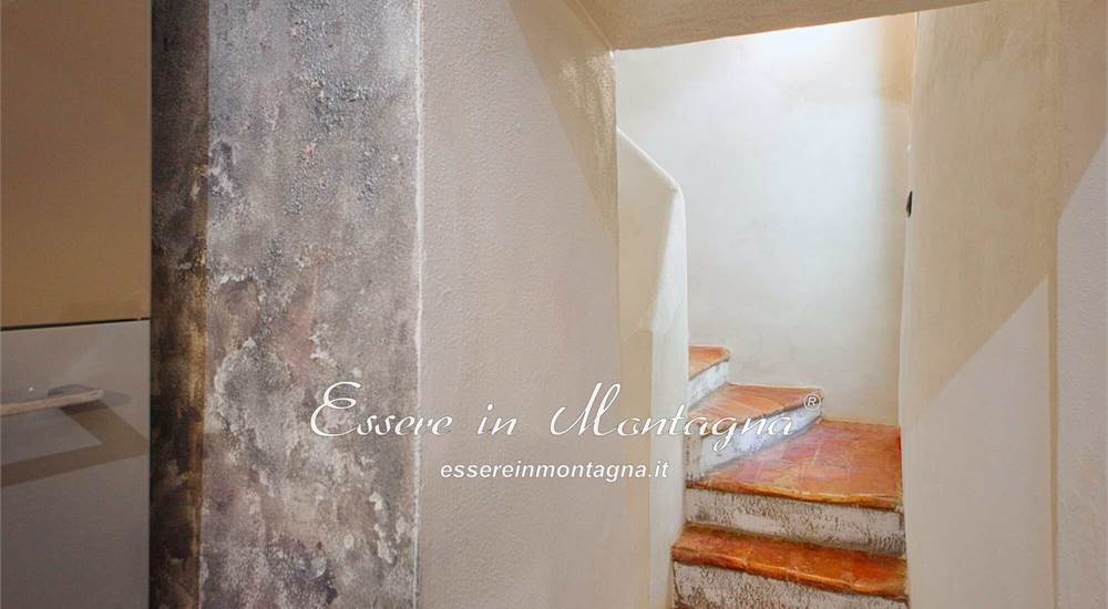 Scendo di sotto